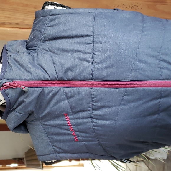 Mammut hooded vest - Picture 2 of 15